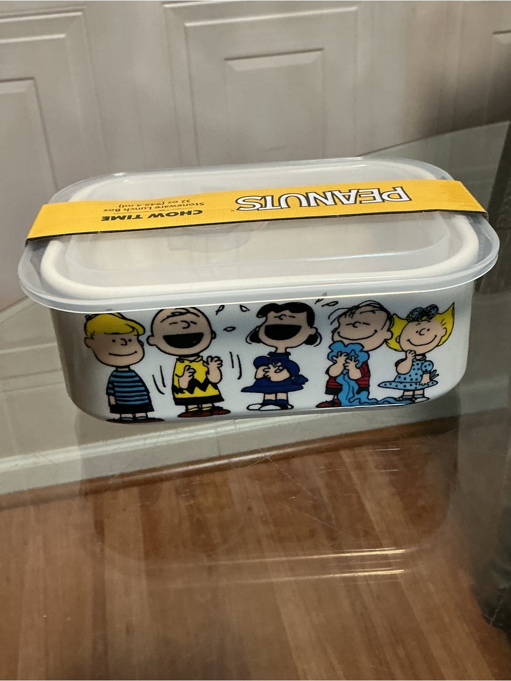 Peanuts Chow Time Stoneware Lunch Box 32oz Snoopy Charlie Brown Lucy Linus NEW